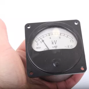 Вольтметр Э8021 кл.2,5 шкала 7500В фото 3